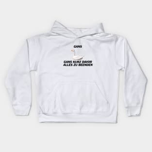 Gans, Gans dünnes Eis Sportsfreund - Deutsche Memes Kids Hoodie